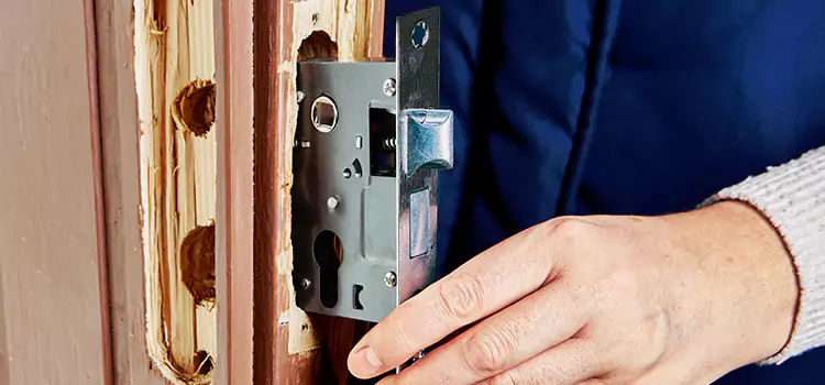 Garage Door Lock Replacement Palm Springs